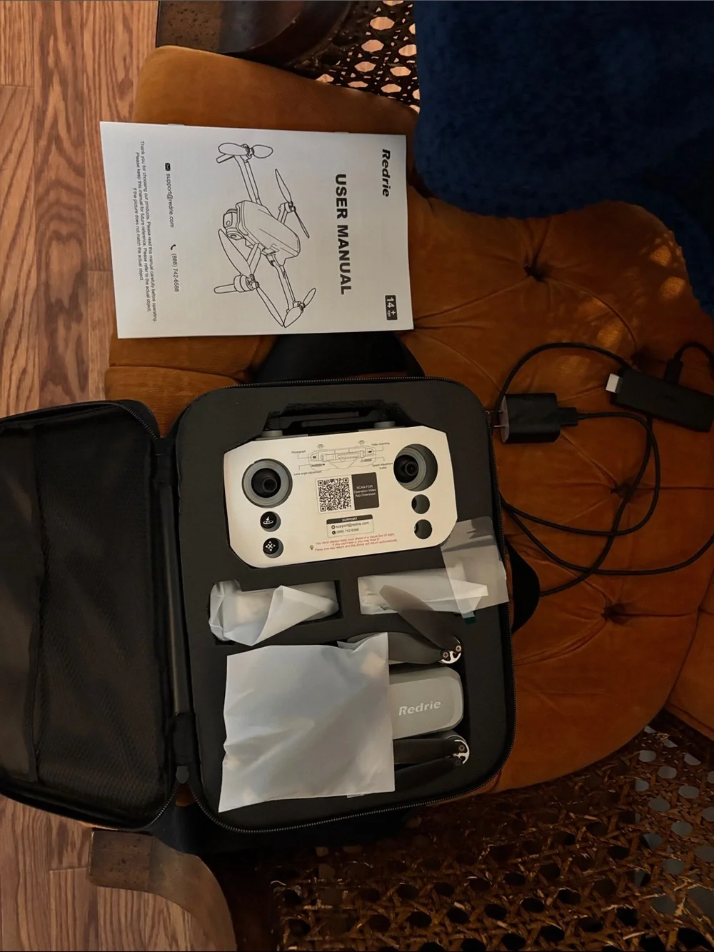 Redrfic Foldable Drone with White Controller -